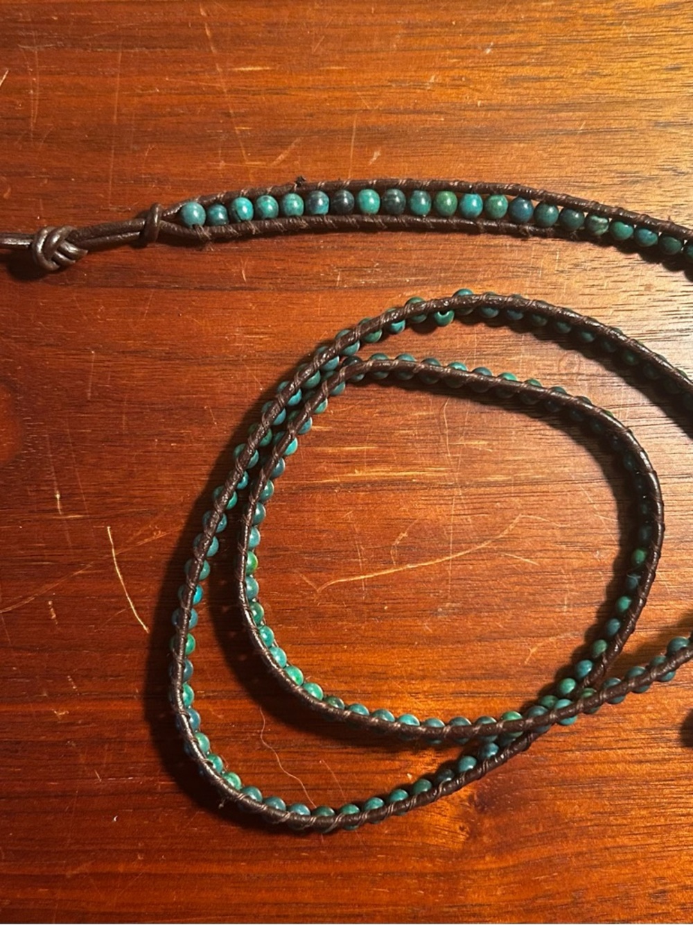 Green beaded wrap bracelet with leather. No visible mark but Chan Luu style. - Picture 6 of 6
